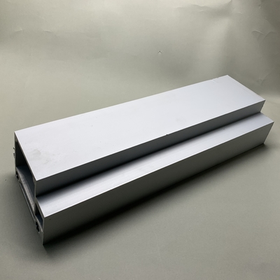 Profil de garde-robe en aluminium SX-8090 Fabriqué en alliage d'aluminium extrudé 6063