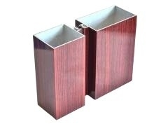 Machine de revêtement en poudre de finition en bois personnalisée pour une tolérance de ± 1% sur les profilés en aluminium