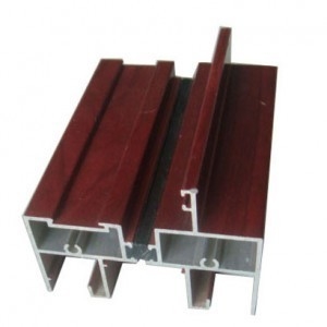 Profiles en aluminium extrudés pour matériaux de construction à finition de grains de bois 6063 t6/t5