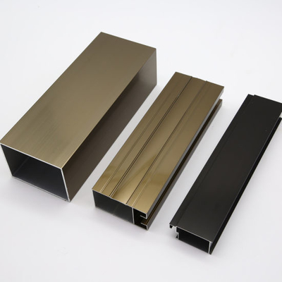 Profiles en aluminium pour fenêtres et portes de la série 6000 avec finition de surface revêtue de poudre