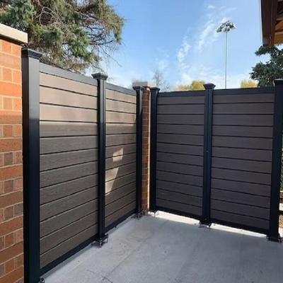 Alloy Modern Garden Black Vertical Tube Fence avec service de coupe et revêtement en poudre