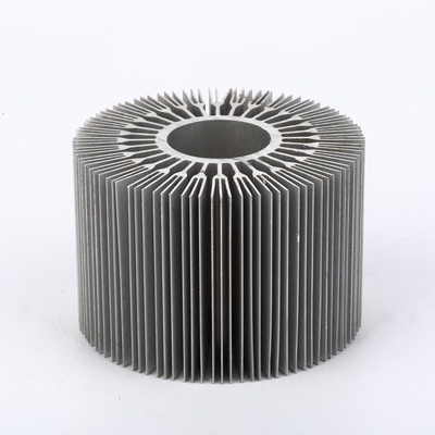 Profil d'aluminium pour tolérance de radiateur automobile ± 1% Profil de structure industrielle