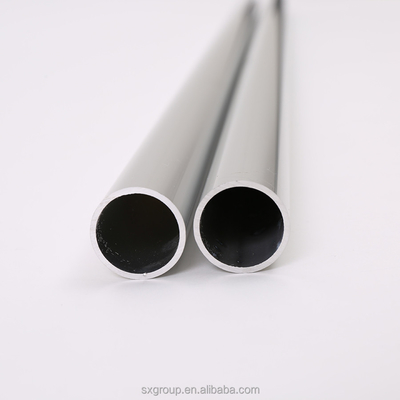 Surface lisse Profils d'extrusion en aluminium Shengxin avec tubes en aluminium de dureté 8 HW