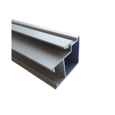 Balustrades en aluminium pour balcons extérieurs avec une tolérance de longueur de ± 1%