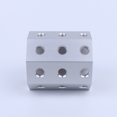 Profiles d'extrusion d'aluminium industriel personnalisés pour les outils à griffes euro