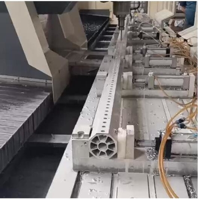 Profiles d'extrusion d'aluminium industriel personnalisés pour les outils à griffes euro