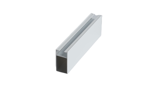 0.30 mm Épaisseur RAL9010 9016 Profiles en aluminium revêtus de poudre pour fenêtre et porte