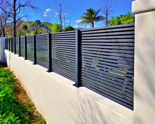 Réservoir en tube vertical en aluminium pour jardin extérieur avec revêtement en poudre noire solide