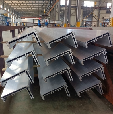 Profil d'aluminium à fraisage CNC personnalisé pour l'extrusion industrielle 6061 6063 T3 T5 T6