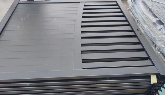 Panneaux de clôture en métal sur mesure pour l'extérieur Design moderne Profiles de clôture en aluminium DIY Tolérance ± 1%
