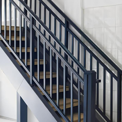 Panneaux de balcon en aluminium certifiés ISO9001/ISO14001/ISO18001 pour la décoration intérieure et le jardin