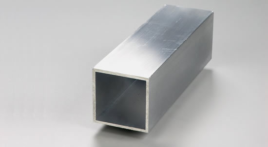 Tubes carrées en aluminium à température T3-T8 avec cadre en aluminium 6063-T5 de Shengxin Supply
