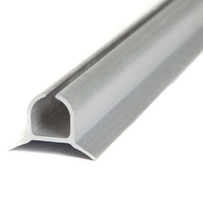 Perçage, perçage, précision de coupe, extrusion d'aluminium pour rails en argent