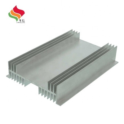 s Profil d'extrusion en aluminium de l'évier à chaleur de fourniture supérieur avec épaisseur standard de l'industrie