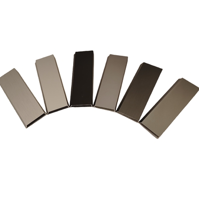 Profil d'extrusion en aluminium revêtu de poudre pour porte T5 de couleur personnalisée de la série 6000