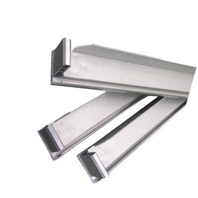Parties d'extrusion industrielle Panneaux solaires en aluminium pour le pliage et l'anodisation