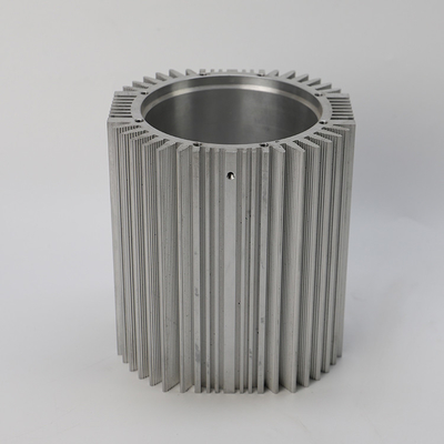 Profiles d'extrusion pour éviers à chaleur de radiateurs en aluminium avec fabrication de flexion carrée