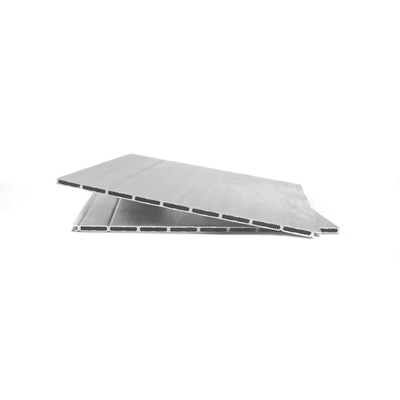 Panneaux plats extrudés en argent d'aluminium découlant pour les constructions de grande taille