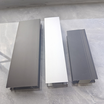 Extrusion de profils en aluminium personnalisés en poudre pour fenêtres et portes