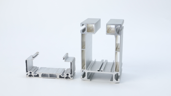 Profiles d'extrusion en aluminium anodisé argenté à haute tolérance pour outils de transport