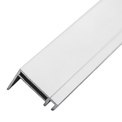 Profil en aluminium pour un panneau solaire polycristallin à 72 cellules
