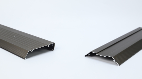 Profils d'extrusion en aluminium anodisé noir pour le boîtier du haut-parleur énergétique