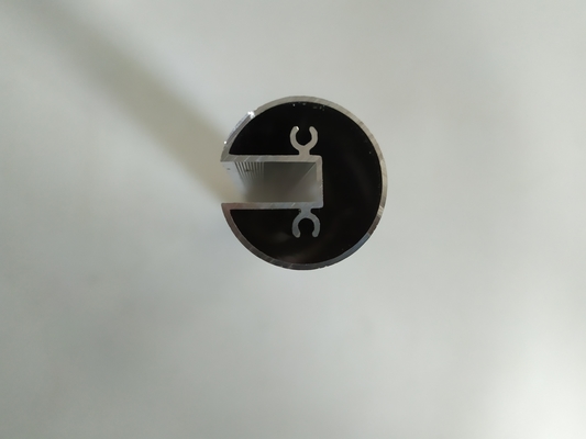Tubo Redondo de Aluminio 6063 para Pasamanos avec certification ISO9001/ISO14001/ISO18001 Il est également possible d'utiliser des tubes en aluminium pour les tubes en acier.
