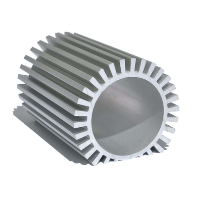 Profil d'aluminium personnalisé pour la tolérance du radiateur industriel ± 1% selon les exigences du client