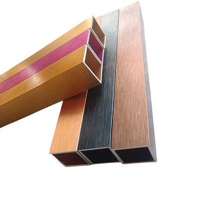 Couche en poudre 6061 6063 T3 T5 T6 Profil d'aluminium d'extrusion industrielle sur mesure