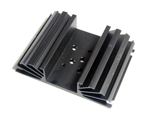 Décoiling 6063 6061 T5 T6 Profil d'aluminium à dissipateur thermique sur mesure pour différentes extrusions