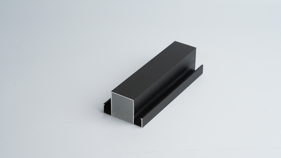 Composition chimique Alloy 6063 profilés en alliage d'aluminium pour portes coulissantes
