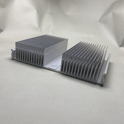 Décoiling 6063 6061 T5 T6 Profil d'aluminium à dissipateur thermique sur mesure pour différentes extrusions