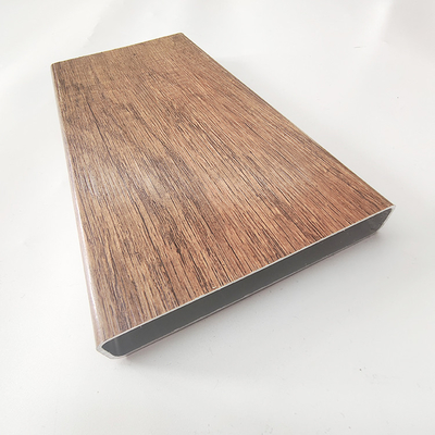 5.8-6.0M Longueur Profiles d'extrusion en aluminium en grain de bois 3D pour fenêtres portes et plancher de pergola