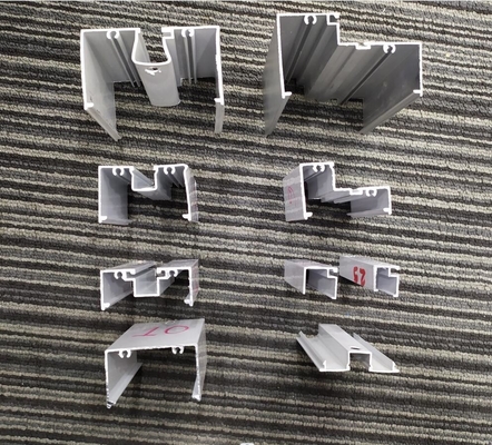 Profiles en aluminium T6 à température Shengxin pour cadre de fenêtre en aluminium contemporain au Mexique