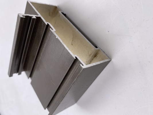 6063 Alliage d'aluminium 5.8-6.0M Longueur Profiles en aluminium pour vitres de boîtier 28/30.5