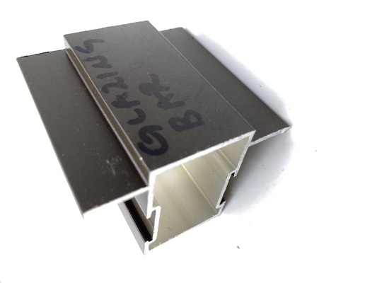 6063 Alliage d'aluminium 5.8-6.0M Longueur Profiles en aluminium pour vitres de boîtier 28/30.5