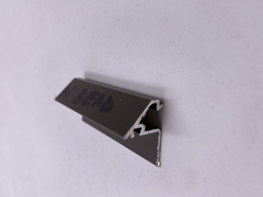 6063 Alliage d'aluminium 5.8-6.0M Longueur Profiles en aluminium pour vitres de boîtier 28/30.5