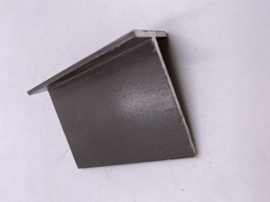 6063 Alliage d'aluminium 5.8-6.0M Longueur Profiles en aluminium pour vitres de boîtier 28/30.5