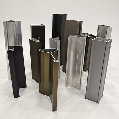 Traitement du décoiling pour les profilés pressés en alliage d'aluminium 6063 sur plaque de balcon