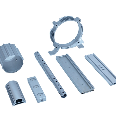 Profiles d'aluminium anodisés à extrusion CNC pour section industrielle Épaisseur 0,8 mm-2,0 mm