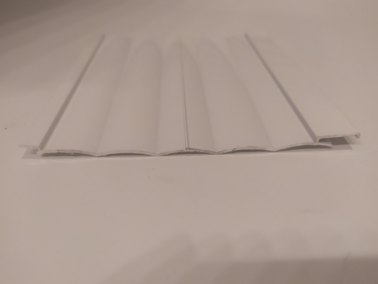 Service de coupe pour le profil de cloisons en aluminium au Mexique