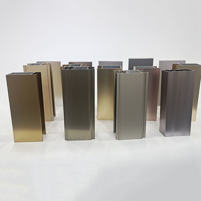 Cour 6063 Profil d'extrusion en aluminium Casement de fenêtre Profil d'aluminium fournisseurs