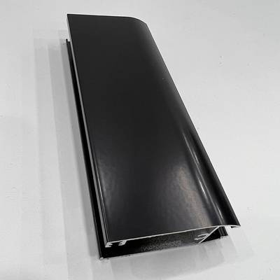 L'extrusion d'aluminium est un traitement de vieillissement d'alliage T3-T8 Profil en aluminium pour fenêtres et portes