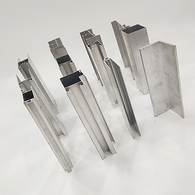 6061/6060/6063/6082 Profil d'aluminium en alliage carré pour distributeur de portes et fenêtres