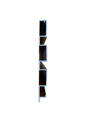 Des ardoises en aluminium avec peinture à effet bois. Une combinaison parfaite de force et de style.