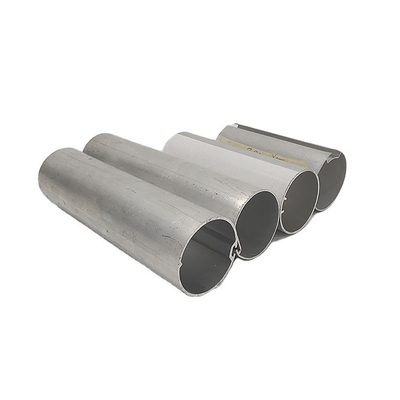 Porte-fenêtre en aluminium à l'ombre à rouleaux avec bande de rideau en aluminium