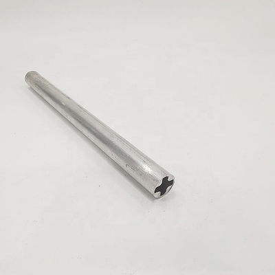Porte-fenêtre en aluminium à l'ombre à rouleaux avec bande de rideau en aluminium