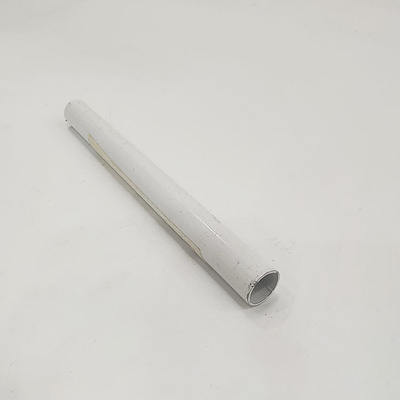 Porte-fenêtre en aluminium à l'ombre à rouleaux avec bande de rideau en aluminium