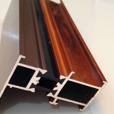 Profiles en aluminium de couleur bois pour clôtures en alliage ou non en alliage de qualité 6000 série