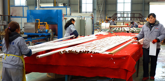 Profiles en aluminium de couleur bois pour clôtures en alliage ou non en alliage de qualité 6000 série